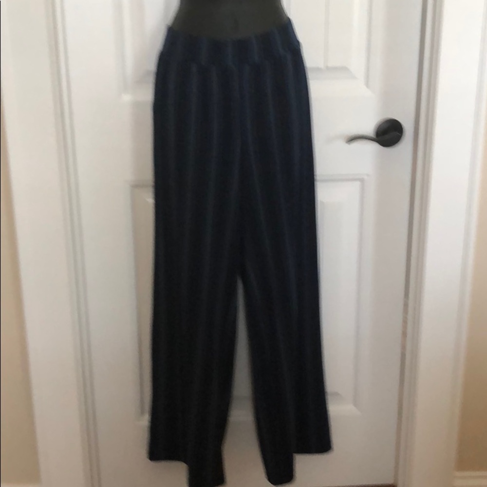 Navy with strips lounge pants with elastic waist.